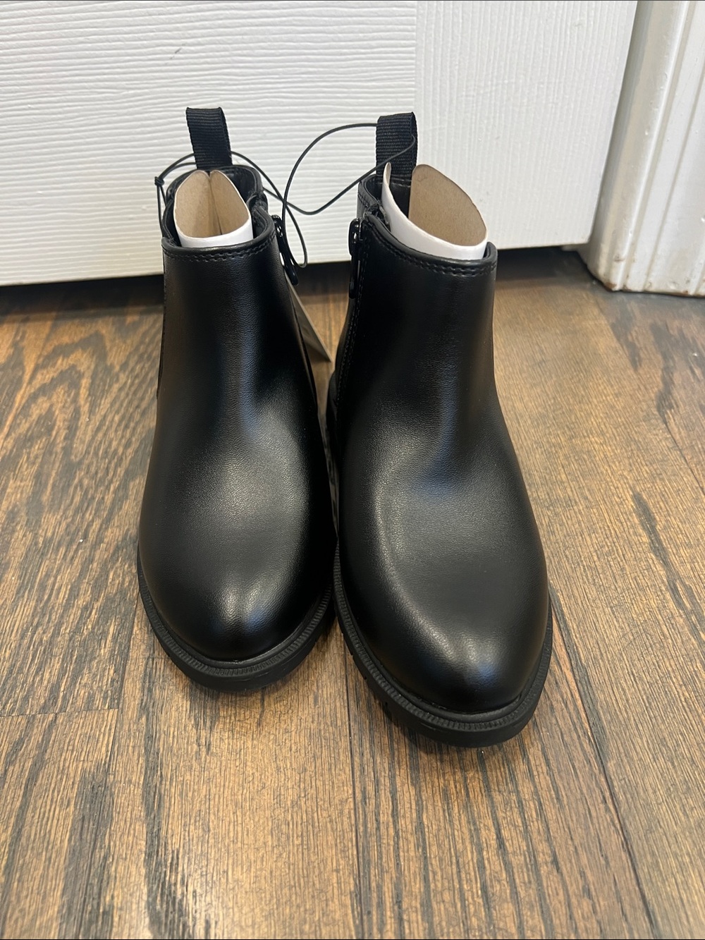 NWT Cat & Jack Size 10 Black Chelsea Boots - Classic Ankle Boot